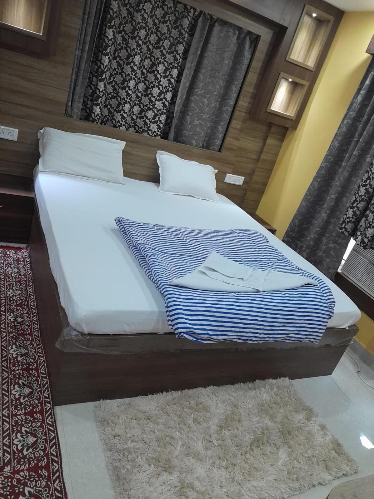 Wekare Sea Sight Service Apartments 푸리 외부 사진